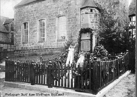 Ehrendenkmal 1914 18