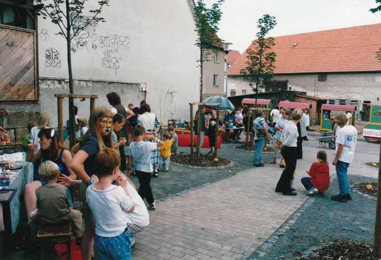Dorfplatz2000 a