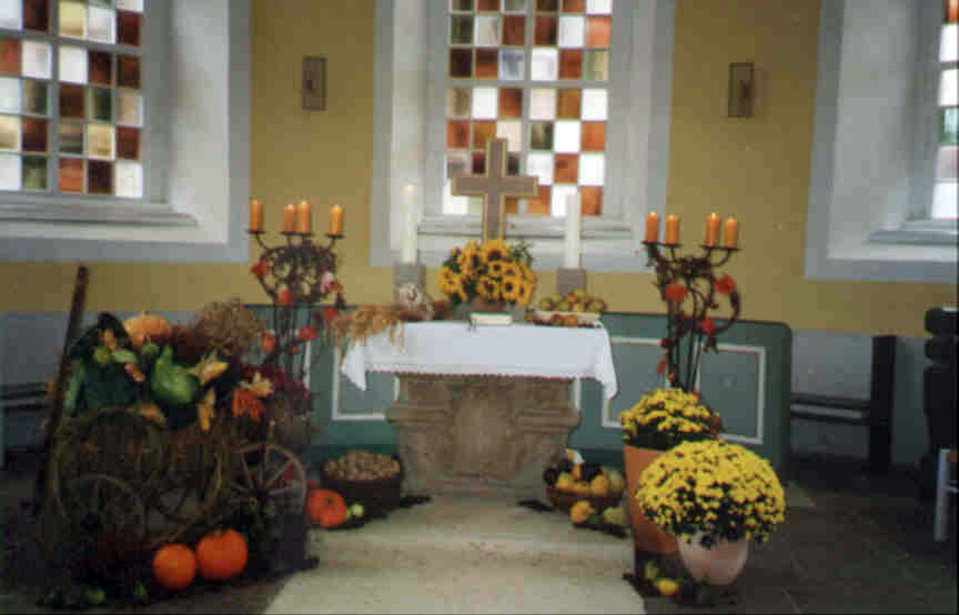 kircheinnenaltar